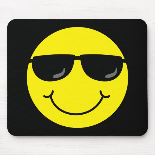 Cool Emoji Face - zonnebril op zwart Muismat (Voorkant)