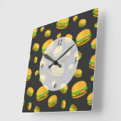 Cool- en leuke yummyhamburgerpatronen met cijfers vierkante klok (Hoek)