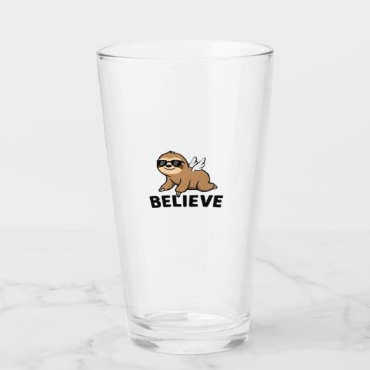 Cool Flying Sloth Believe Funny Motivational Desig Glas (Voorkant)