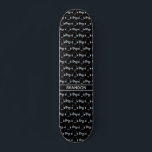 Cool Gamer Custom Black Gaming Patroon Persoonlijk Skateboard<br><div class="desc">Geweldige skateboard voor games met een coole videospelcontroller en een hoofdtelefoonpatroon voor een gamer. Pas dit zwarte skateboard aan voor het dragen van uw videospelletjes.</div>