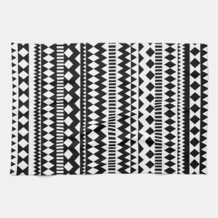 Cool Geometry Black White Aztec Tribal Patroon Theedoek
