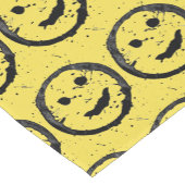 Cool Geproduceerd Gelukkig glimlachend gele gezich Korte Tafelloper (Hoek)