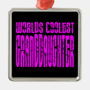 Cool Gifts : Roze wereld koelste kleindochter Metalen Ornament