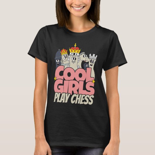 Cool girls play chess   chess saying chess player t-shirt (Voorkant)