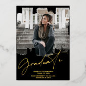 Cool Gold Black afstuderen script foto afstuderen Folie Uitnodiging (Voorkant)
