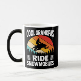 Cool Grandpas Ride Snowmobiles opa Magische Mok