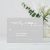 Cool Grey Trendy Script RSVP (Staand voorkant)