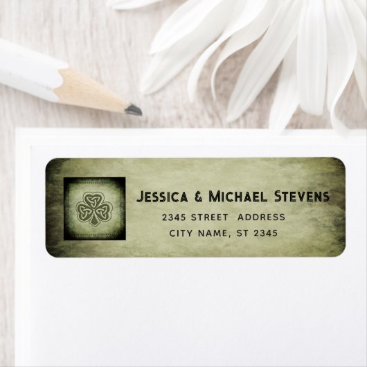 Cool  grundge Irish shamrock Label (Insitu)