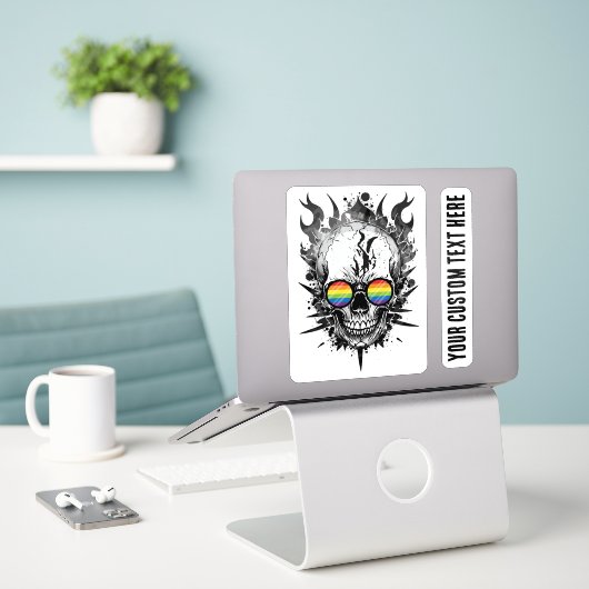 Cool Grunge Rainbow Pride Skull Flames Sticker (Laptop op bureau)