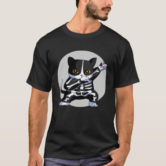 Cool Halloween Cat Dabbing with Skeleton furry T-shirt (Voorkant)