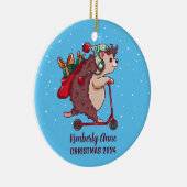 Cool Hedégel met Kerstmis Snowy Winter Holiday Keramisch Ornament (Rechts)