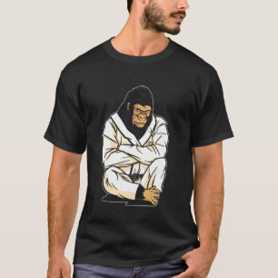 Cool Karate Gorilla Relaxing Karate Animal Funny A T-shirt