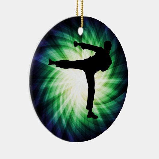 Cool Karate Kick Keramisch Ornament (Rechts)