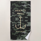 Cool Keep it Reel Vist Funny Vaderdag Camo Strandlaken (Voorkant)
