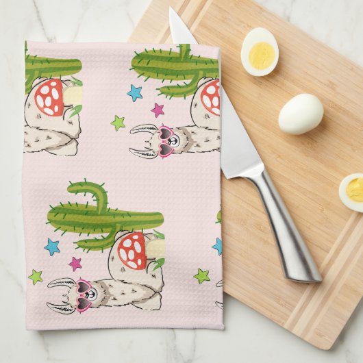 Cool lama in Heart-Shaped Sunbril Pattern Theedoek (Quarter Fold)