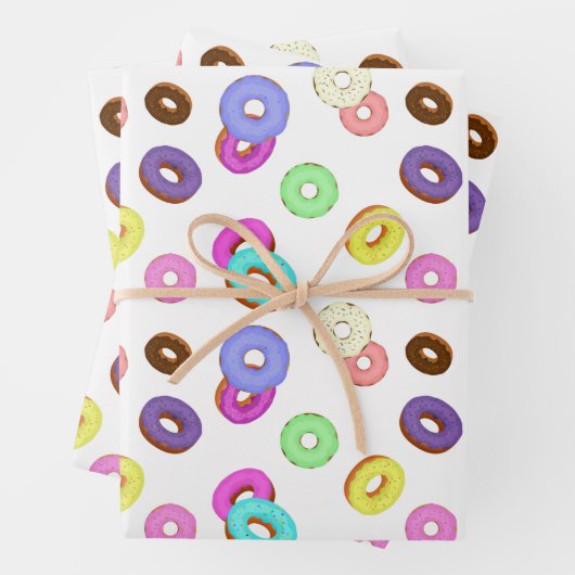 Cool leuk kleurrijk donuts patroon wit inpakpapier vel (In situ)