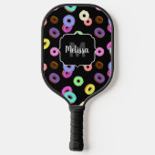 Cool leuke kleurrijke donuts patroon zwart Monogra Pickleball Paddle (Achterkant)