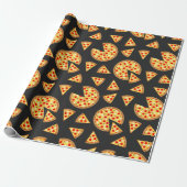 Cool leuke pizza en plakjes patroon op donkergrijs cadeaupapier (Uitgerold)