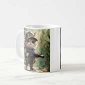 Cool MAGA Cat met Pistool en camouflage Schattige- Koffiemok (Voorkant links)