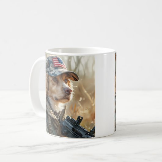 Cool MAGA Dog met Pistool en Camouflage Schattigee Koffiemok (Voorkant links)