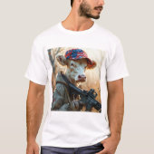 Cool MAGA Koe met Pistool en camouflage Schattige  T-shirt (Voorkant)
