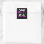 Cool meisjes rijden scooters scooter vierkante sticker (Tas)
