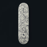 Cool Modern Black en White Floral Pattern Persoonlijk Skateboard<br><div class="desc">Dit moderne ontwerp is voorzien van een cool en drieduizend modern abstract zwart-wit bloempatroon #skateboarding #schaats #skatelife #skatelife #skatelife #skateboardingispret #skater #skatepark #skateshop #skateboardalledag #skateboarder #skateboarder #skateboardinging #life #skatergirl #trendy #cool #trendy #cool</div>