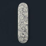 Cool Modern Black en White Floral Pattern Persoonlijk Skateboard<br><div class="desc">Dit moderne ontwerp is voorzien van een cool en drieduizend modern abstract zwart-wit bloempatroon #skateboarding #schaats #skatelife #skatelife #skatelife #skateboardingispret #skater #skatepark #skateshop #skateboardalledag #skateboarder #skateboarder #skateboardinging #life #skatergirl #trendy #cool #trendy #cool</div>