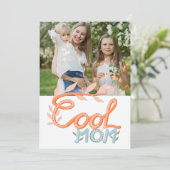 Cool Moeder Hand Lettering Moederdag Foto Feestdagenkaart (Staand voorkant)