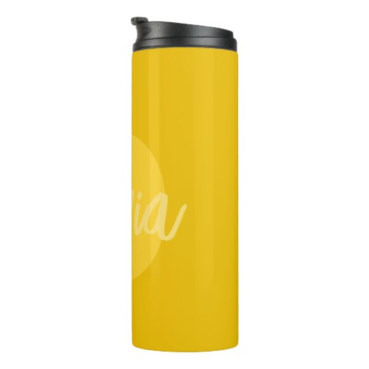 Cool Monochrome Geel Trendy Script Monogram Thermosbeker (Geroteerd rechts)