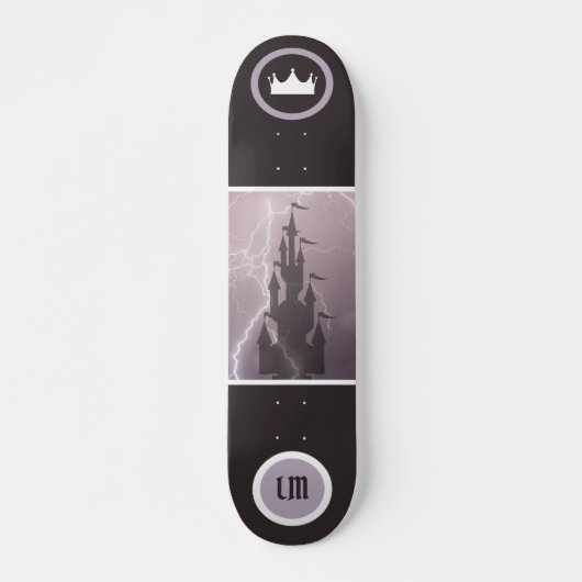 Cool Monogrammed Castle and Crown Skateboard (Voorkant)