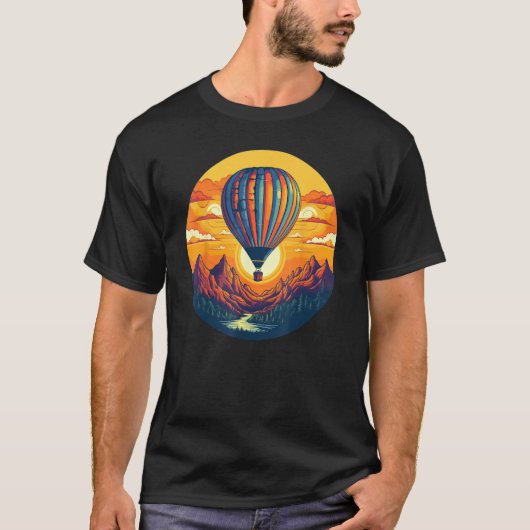 Cool Mountain Lake Sunset Adventures with hot Air  T-shirt (Voorkant)