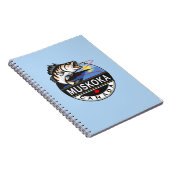 Cool Muskoka Canada Vist buiten Crest Notitieboek (Rechterzijde)