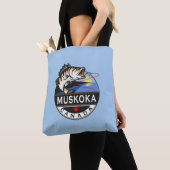 Cool Muskoka Canada Vist buiten Crest Tote Bag (Dichtbij)