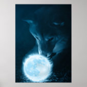 Cool mystical Fantasy Wolf die de maan vasthoudt Poster (Voorkant)