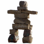 Cool Native American Inukshuk 2 gebeeldhouwd gesch Fotobeeldje Sleutelhanger<br><div class="desc">Een mystisch Native American Inukshuk Symbool van Power Magnet voor geschiedenisliefhebbers! Dit zeer coole afbeelding is voorzien van een zeer herkenbare Inuit Inukshuk of stone man (Caïro), die door Inuit Eskimo en andere Noord-Amerikaanse Indische stammen wordt gebruikt om manieren te shows om de wilde natuur te beschermen en te ondervangen....</div>