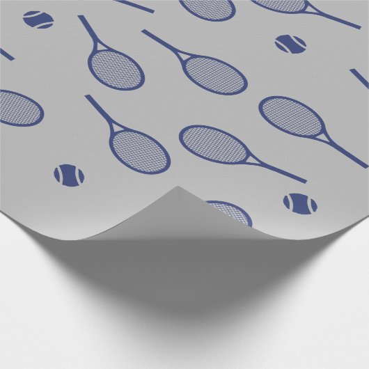 Cool Navy Blue Retro Tennis Racquets Pattern Grey Cadeaupapier (Hoek)