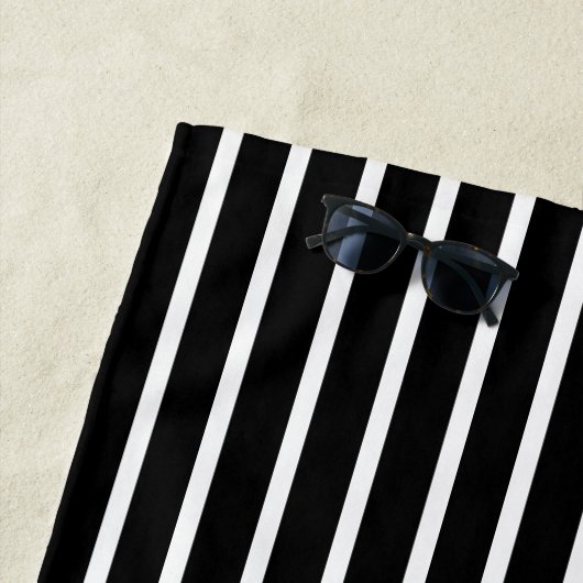 Cool Oma Vrouw met Bril Custom Name Strandlaken (In situ)