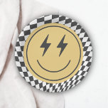 Cool One Boy's First Birthday Checkered Retro Papieren Bordje<br><div class="desc">Een coole kerel is er een aan het draaien! Vier uw kleine jongens grote dag in stijl met onze retro geruite happy face wegwerp borden,  met golvende dampers en een rad happy gezicht.</div>