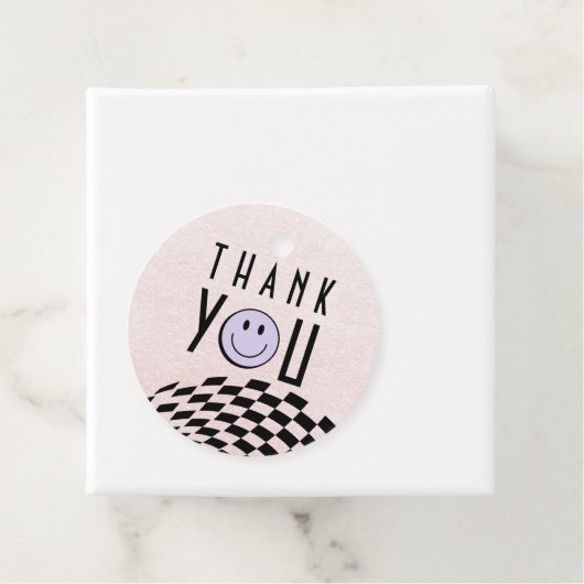 Cool One Girl's First Birthday Checkered Retro Bedankjes Labels (In situ)