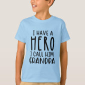 Cool Opa Held Kleinzoon woordkunst T-shirt (Voorkant)
