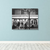 Cool Parisian lifestyle en cultuur Canvas Afdruk (Insitu (Houten vloer))