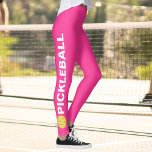 Cool Pickleball Leggings Gele standaard aangepaste<br><div class="desc">De perfecte leggings voor pickleballliefhebbers. Leggings van hoge kwaliteit met het woord PICKLEBALL en een gele pickleball aan beide zijden. Fun voor casual sociaal spel of wedstrijdspel - verander gemakkelijk de achtergrondkleur om de kleuren van uw club/team aan te passen. Klik op Aanpassen en neer naar de kleurkiezer schuiven.</div>