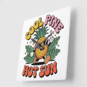 Cool Pine Hot Sun Retro Ananas Zomer Vibes Vierkante Klok (Hoek)