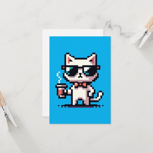 Cool Pixel Cat met Koffie - 8-bits Retro Feline Kaart (Voorkant / Achterkant in situ)