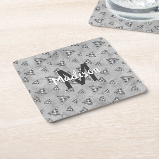 Cool pizza slice  zwart wit monogram kartonnen onderzetters (Schuin)
