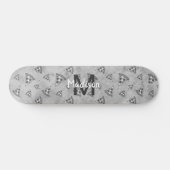 Cool pizza slice  zwart wit monogram persoonlijk skateboard (Horizontaal)