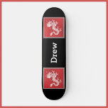 Cool Red White en Black Dragon Skateboard<br><div class="desc">Het ontwerp van de draak is rood,  wit en zwart.</div>