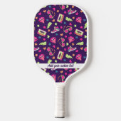 Cool Retro 80s Paarse roze Patroon Aangepaste teks Pickleball Paddle (Achterkant)