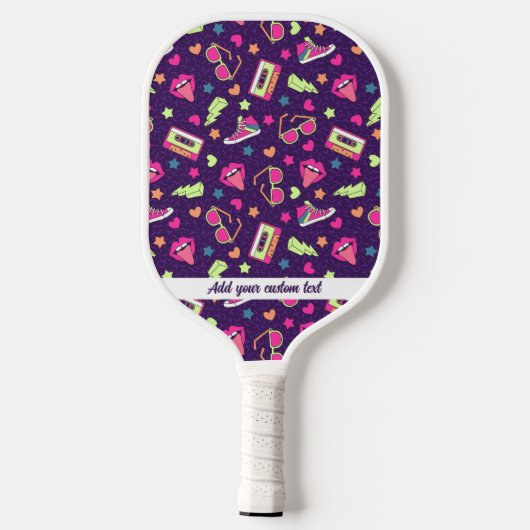 Cool Retro 80s Paarse roze Patroon Aangepaste teks Pickleball Paddle (Achterkant)